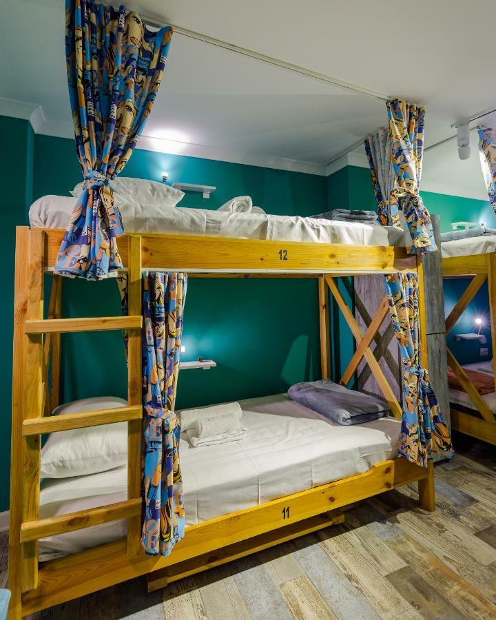 Batumi Surf Hostel Екстер'єр фото