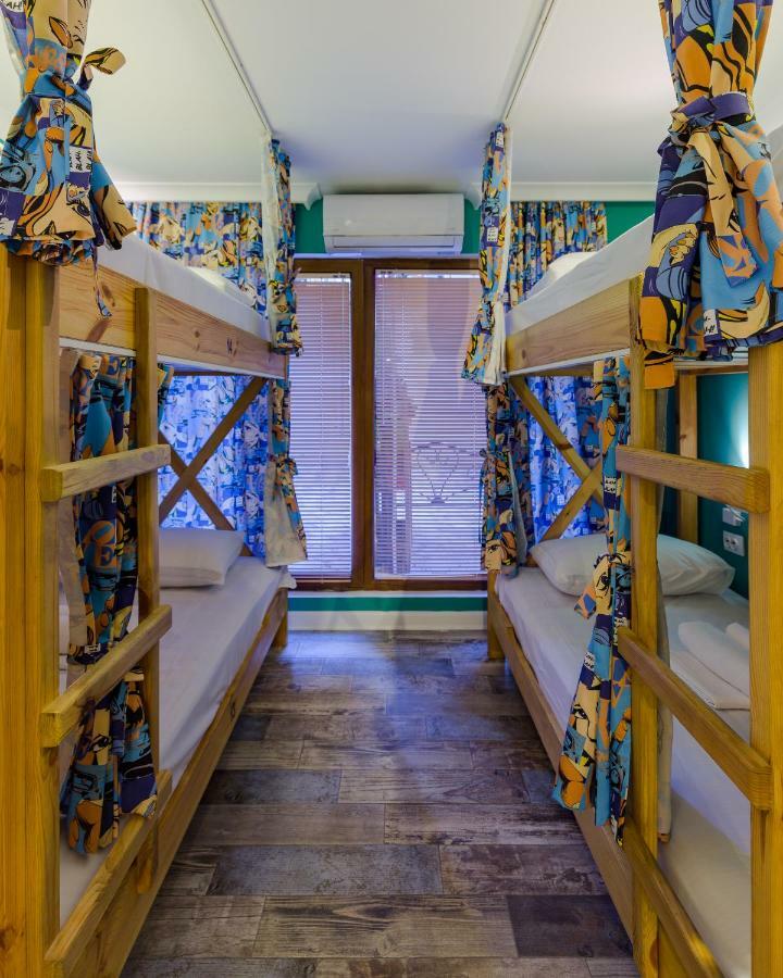 Batumi Surf Hostel Екстер'єр фото