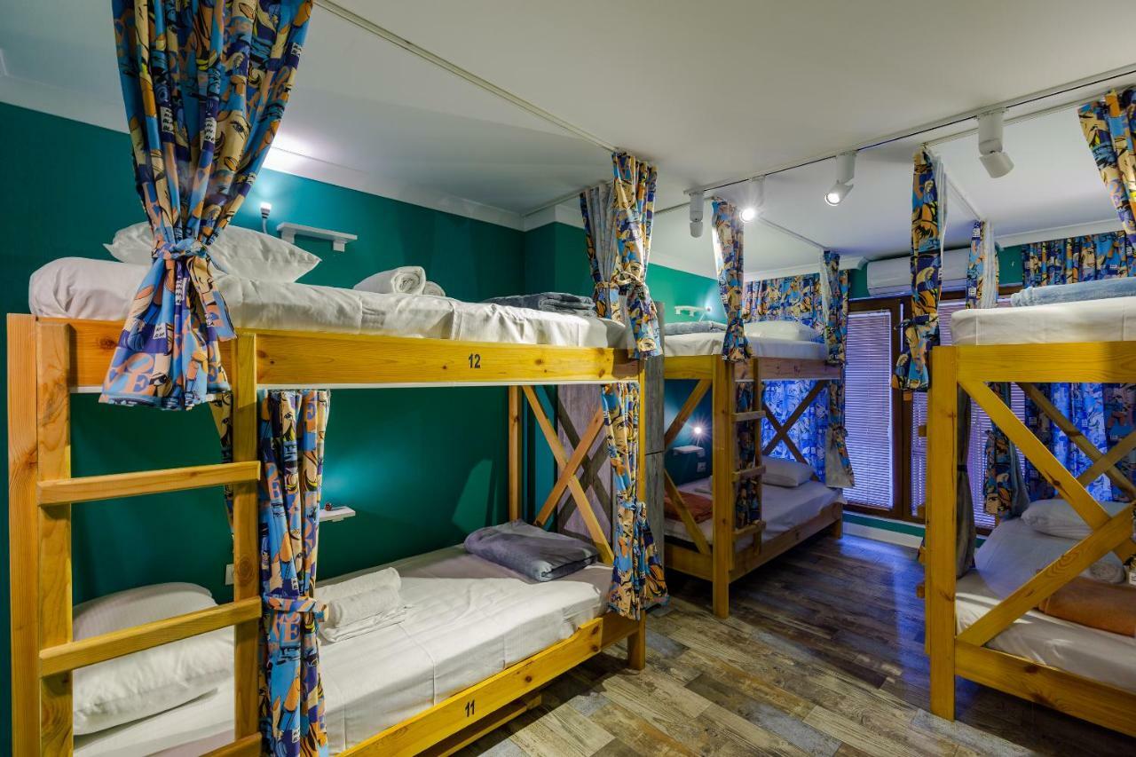 Batumi Surf Hostel Екстер'єр фото