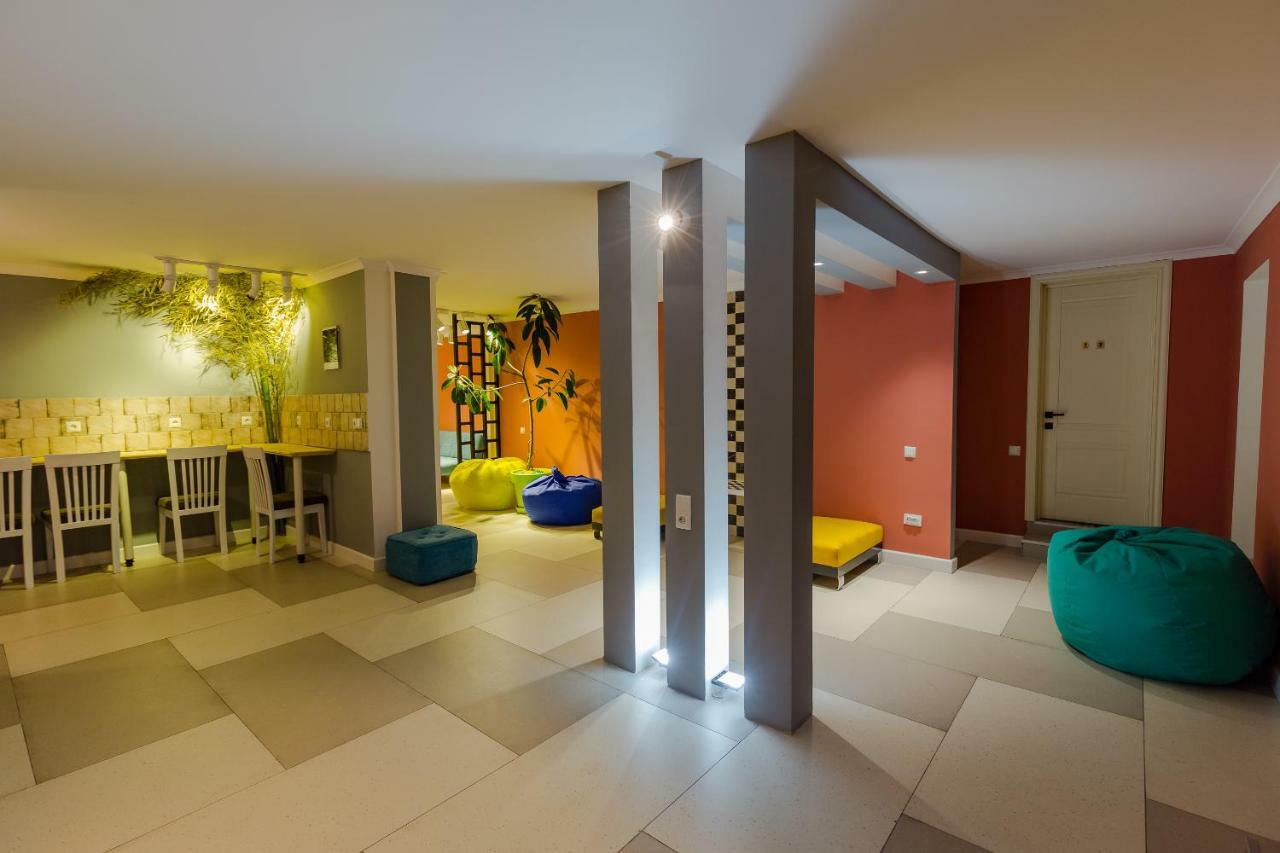 Batumi Surf Hostel Екстер'єр фото