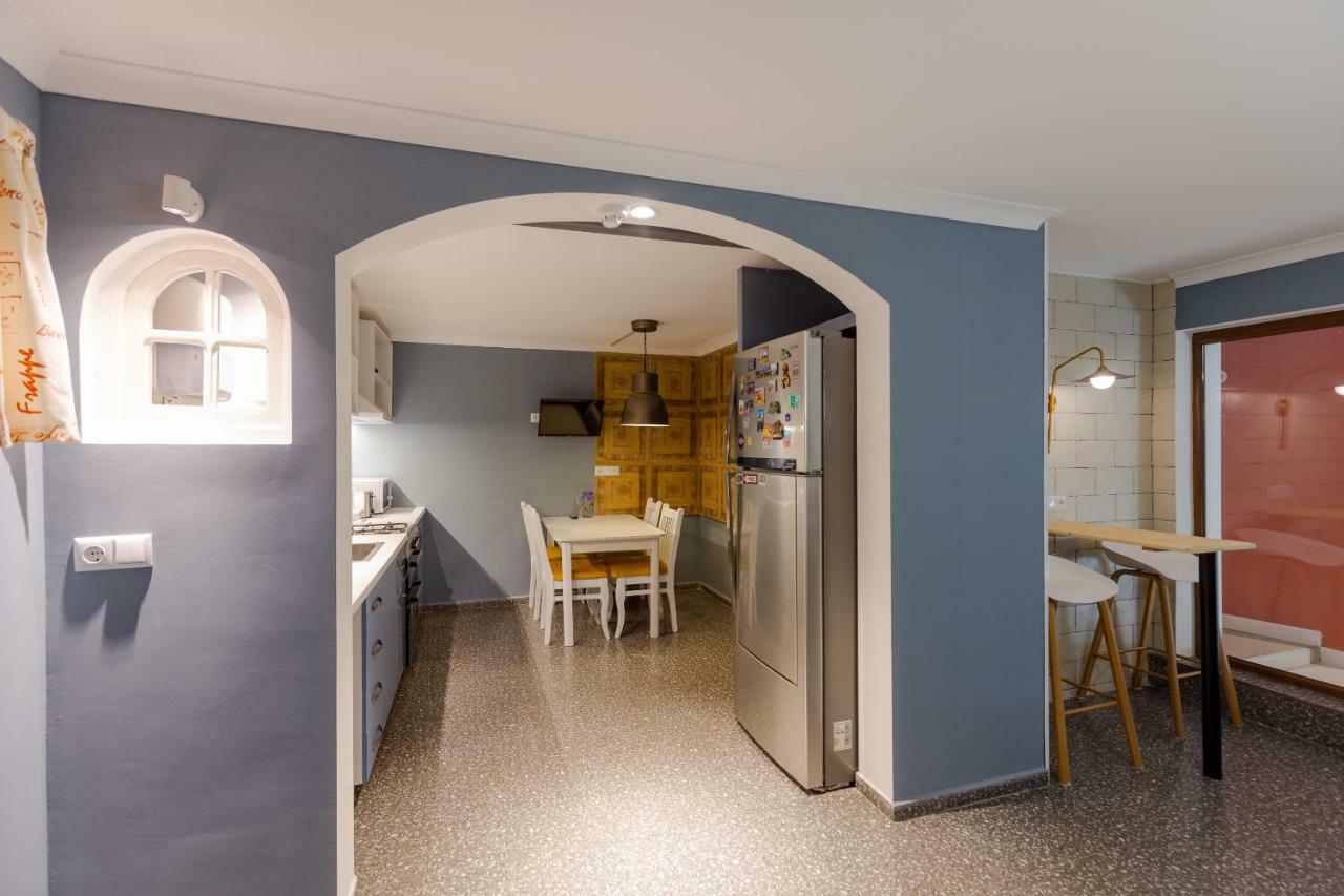Batumi Surf Hostel Екстер'єр фото